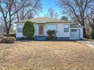 5720 E 2nd St, Tulsa, OK 74112