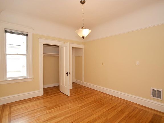 3rd image of 226 Parnassus Ave #1