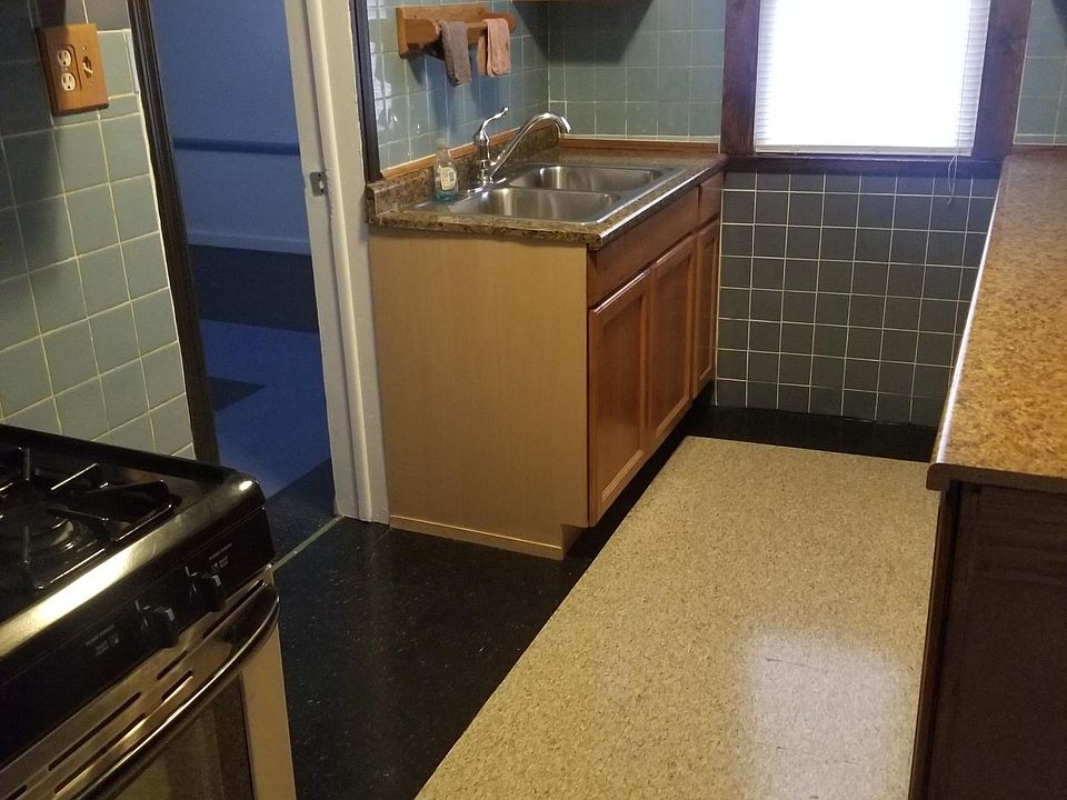 2nd image of 813 N Central Ave #2
