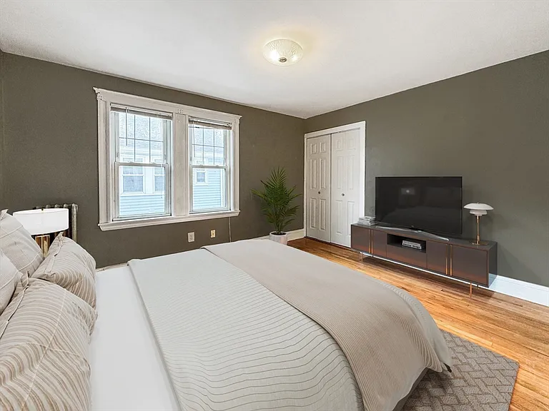 18 Wheelwright Rd #1 — Photo 3