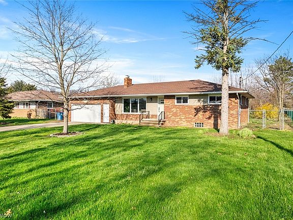 2nd image of 5855 Cherrywood Dr
