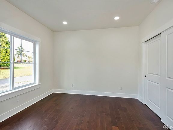 5th image of 1907 N Mason Ave
