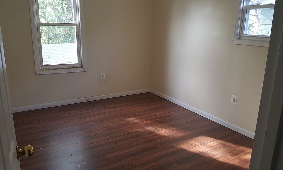 1st image of 49 N Munn Ave