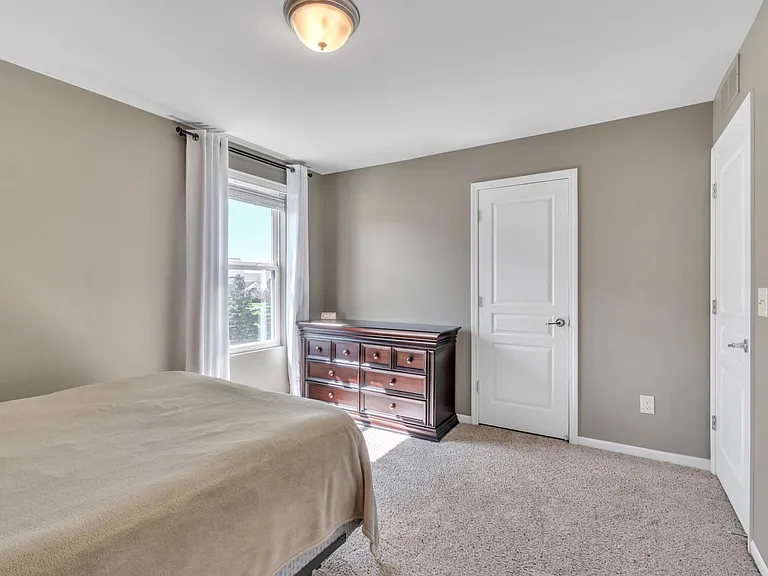15745 Diamante Dr — Photo 44