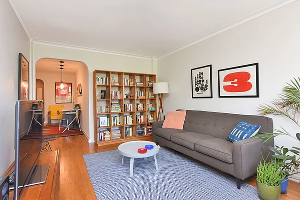 Sold by Anne Donohue Real Estate Inc | media 1