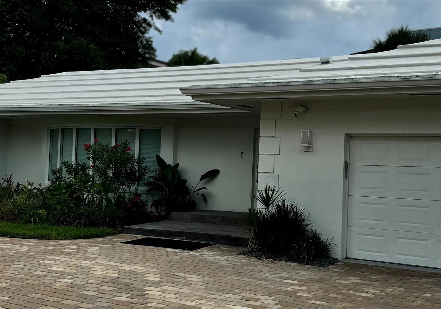 4 bed, 4.5 bath, 2897 sqft, $12,500 — Photo 4