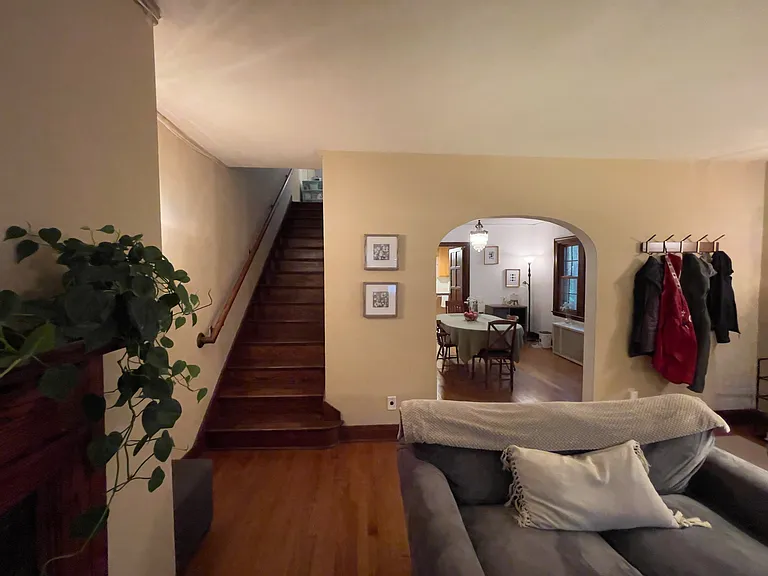 2226 Kendall Ave — Photo 28