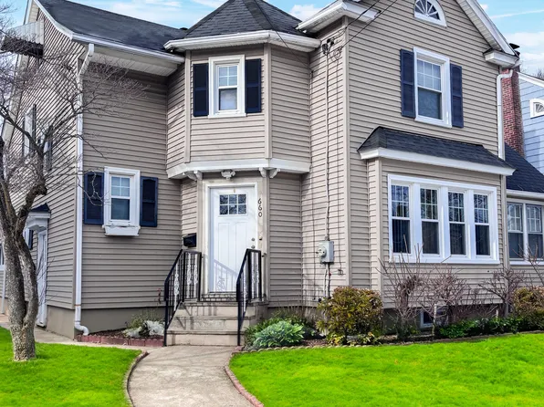 660 West Jackson Avenue, Bridgeport, CT 06604