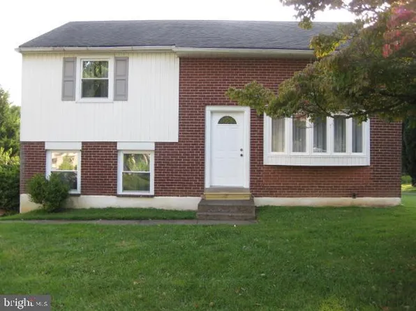 3508 Springmill Rd, Upper Chichester, PA 19061