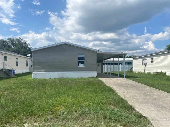 38029 Leondias Dr, Zephyrhills, FL 33542