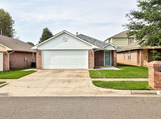 932 Beaumont Sq, Norman, OK 73071
