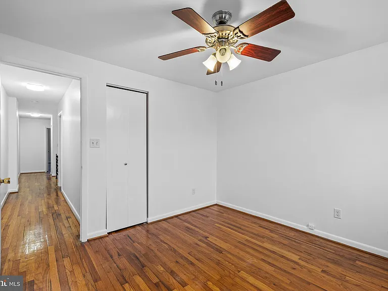 1437 Towson St — Photo 19