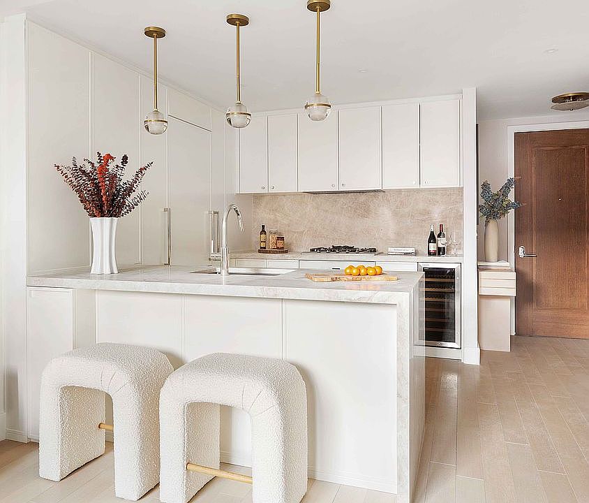 1st image of 212 W 72nd St #14A
