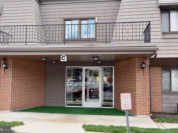 1801 Cambridge Ave APT C14, Wyomissing, PA 19610