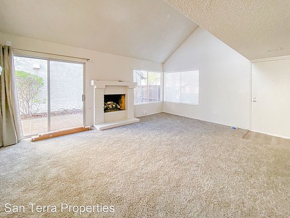 3rd image of 10649 Escobar Dr