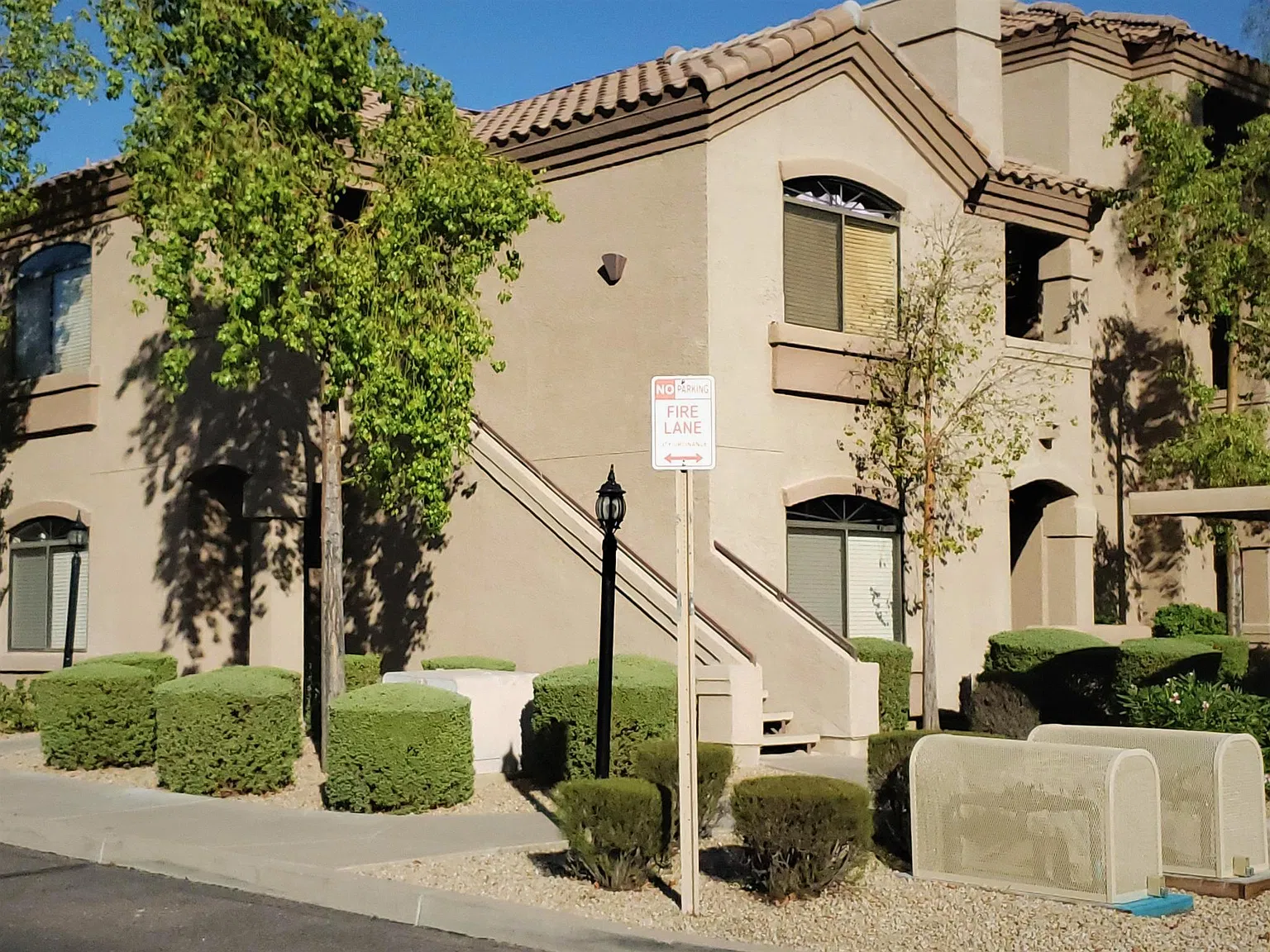 2 bed, 1147 sqft, $2,050 — Photo 4