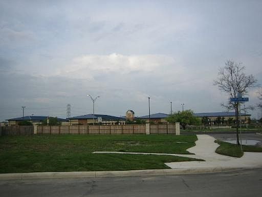 1st image of 911 Pelicans Way
