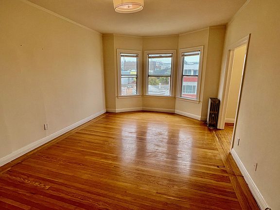 3rd image of 2715 Cabrillo St APT 301