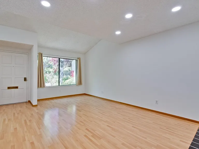 49 Showers Dr #F436 — Photo 8