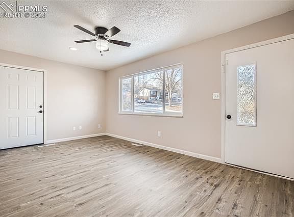 4th image of 2525 Royalty Ct
