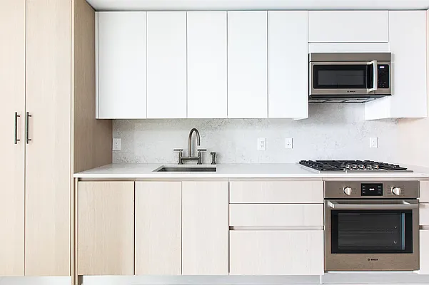 Rented by The Agency | media 10