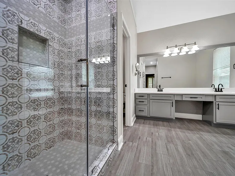 11 Windledge Pl — Photo 22