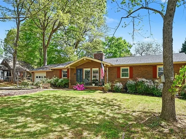 1012 Arthur Dr, Graham, NC 27253