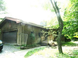 77 Swatling Rd, Latham, NY 12110