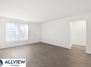 7801 Mandrell Dr #B, Huntington Beach, CA 92647