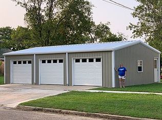 209 S 3rd St, Wortham, TX 76693