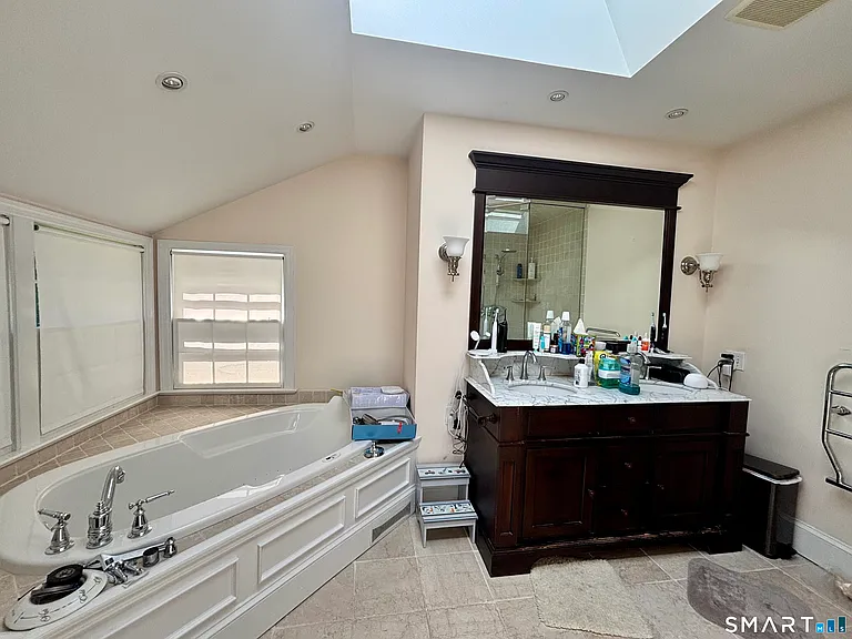 15 Timber Ln — Photo 24