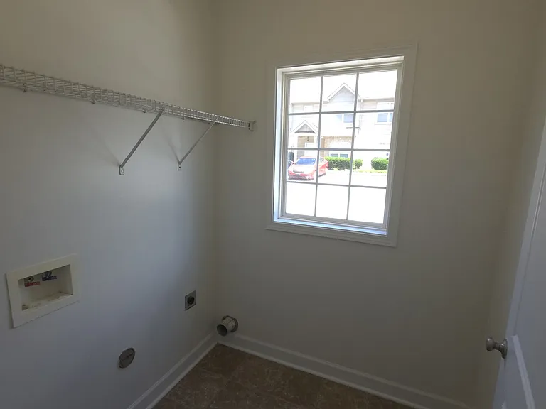 113 Bankside Ln — Photo 8