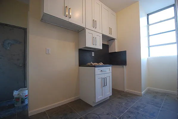 Rented by Bohemia Realty Group | media 7