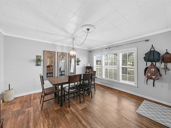 5th image of 3027 Poppy St
