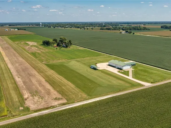N 700th St, Shumway, IL 62461