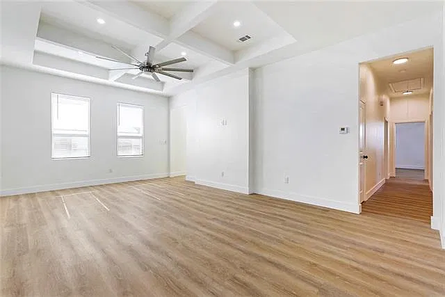 3 bed, 2.5 bath, 1644 sqft, $1,950 — Photo 4