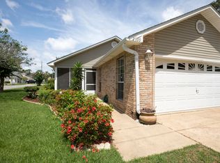 2399 Marina Dr, Fort Walton Beach, FL 32547