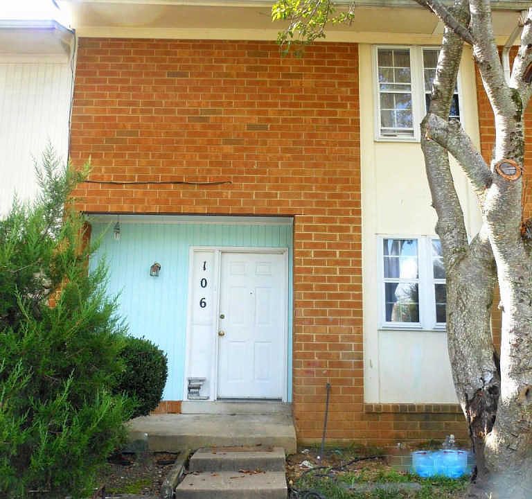 1st image of 106 Oak Dr