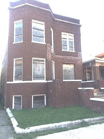 1st image of 6510 S Artesian Ave