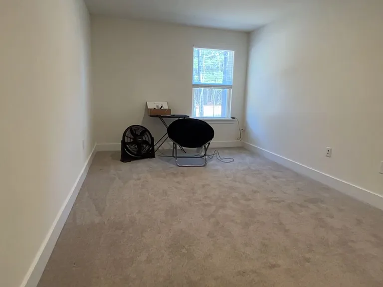 483 Clark Creek Ln — Photo 10