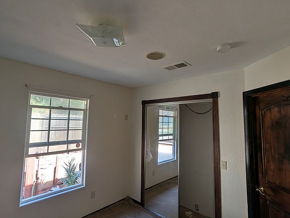 3rd image of 2963 Merced St