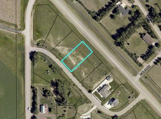 5200 Tumbleweed Rd NW, Minot, ND 58703