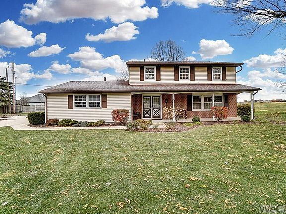 4th image of 1096 Indian Hill Dr