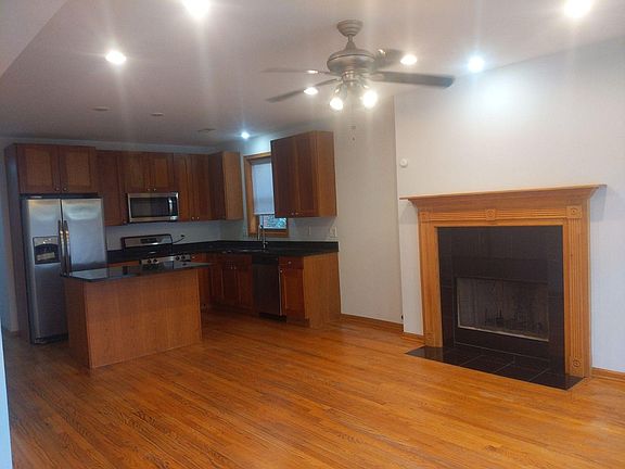 KITCHEN/FIREPLACE