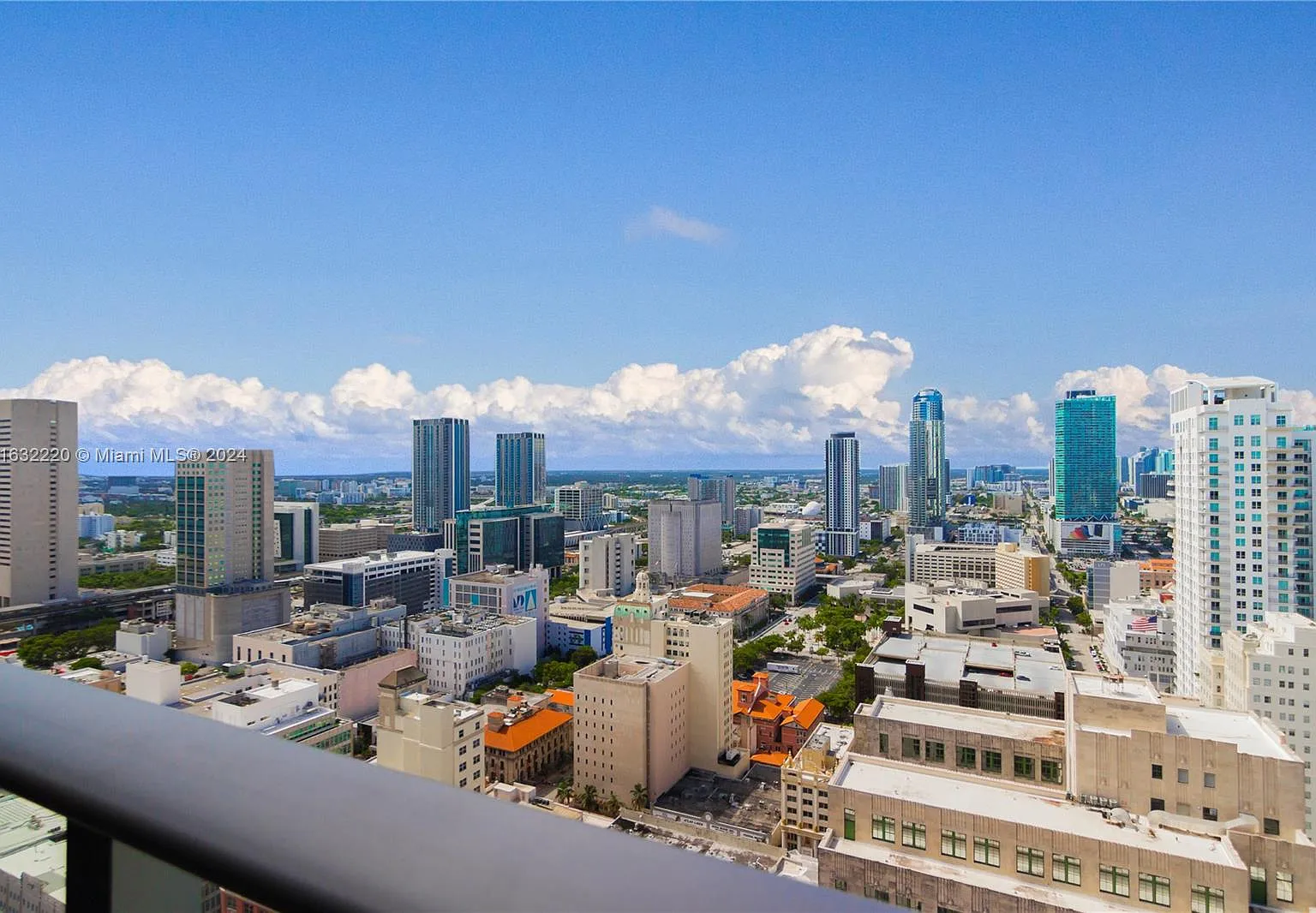 1 bed, 430 sqft, $2,400 — Photo 4
