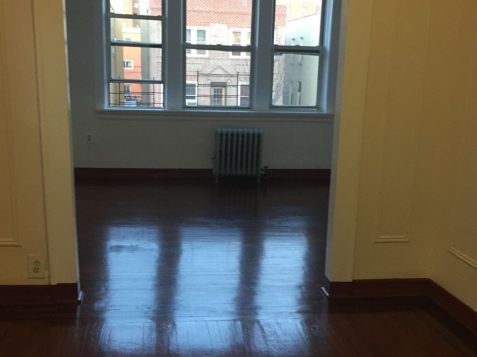 2nd image of 1417 Leland Ave APT 2R