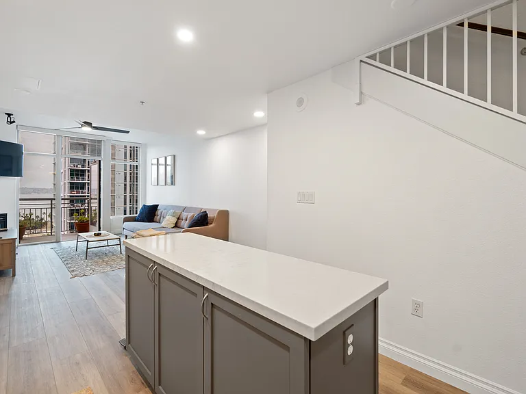 1240 India St #1509 — Photo 9