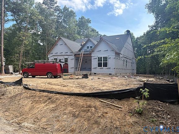 2nd image of 14600 Walthall Dr