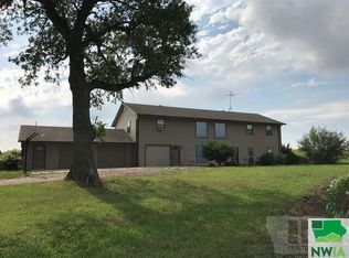4199 440th St, Alton, IA 51003