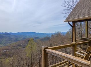 1093 Gold City Ln, Franklin, NC 28734
